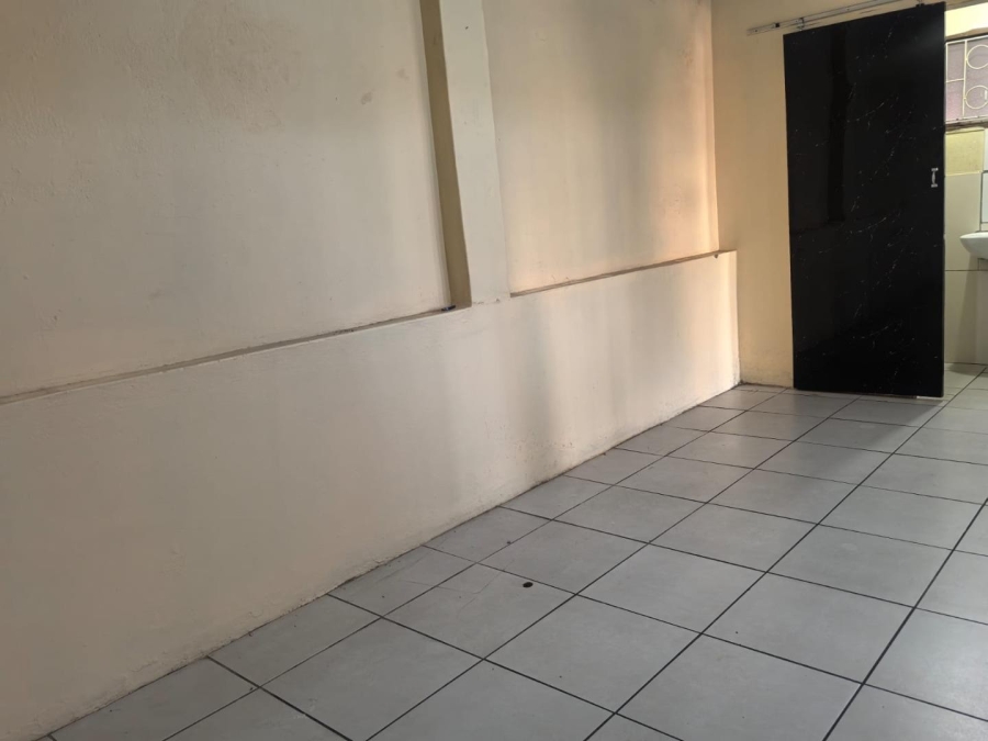 To Let 1 Bedroom Property for Rent in Bayview KwaZulu-Natal