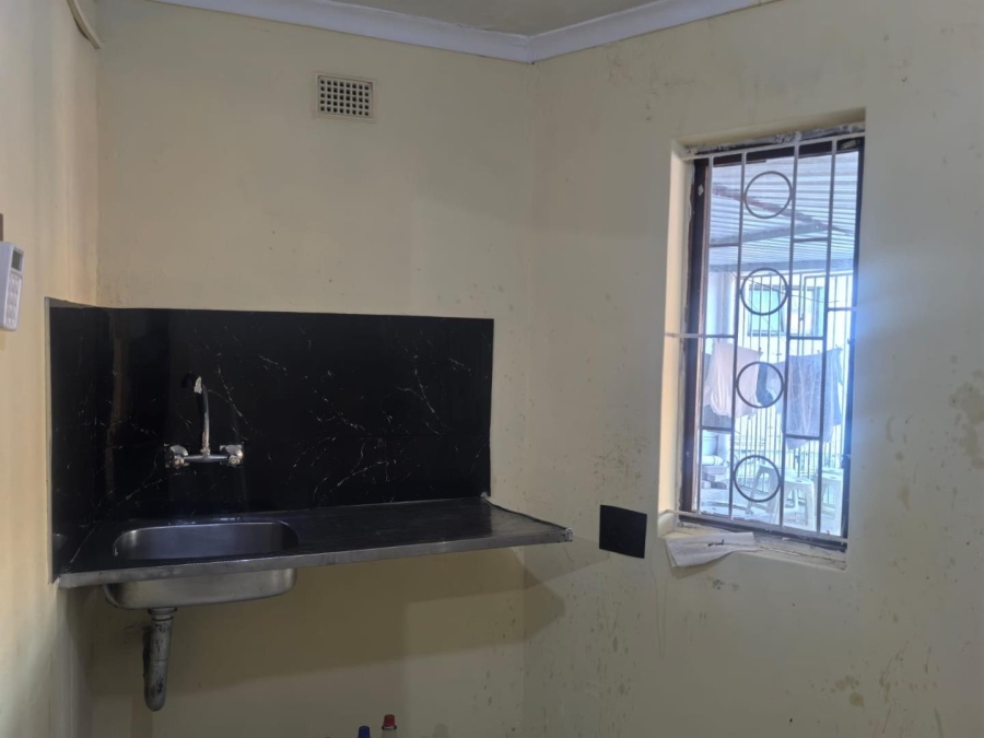 To Let 1 Bedroom Property for Rent in Bayview KwaZulu-Natal