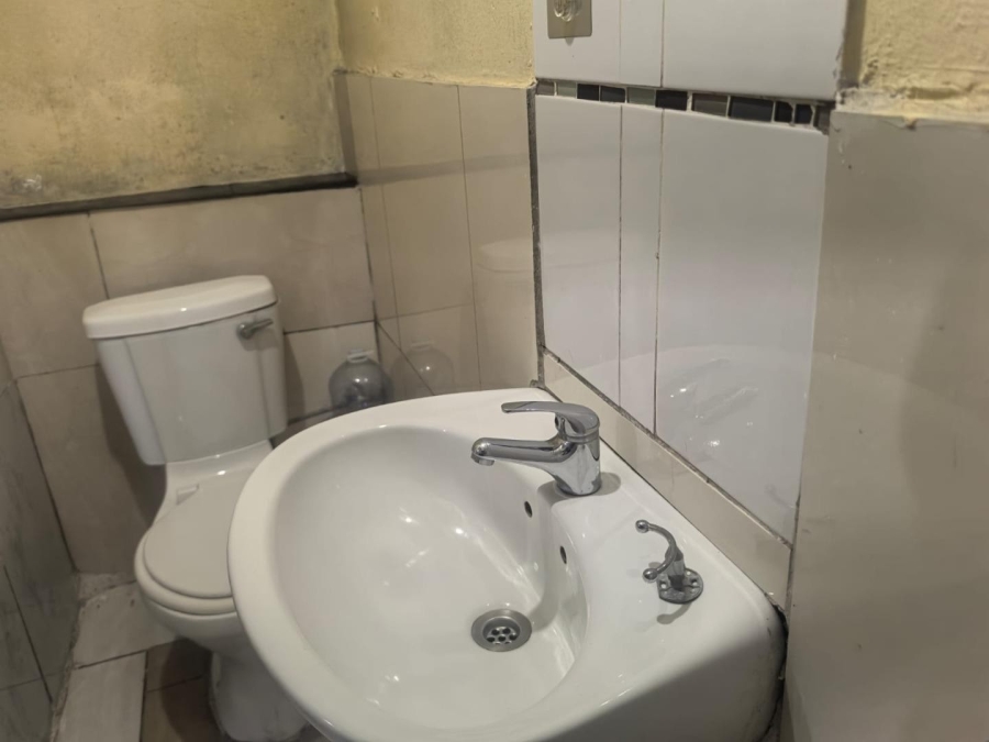 To Let 1 Bedroom Property for Rent in Bayview KwaZulu-Natal