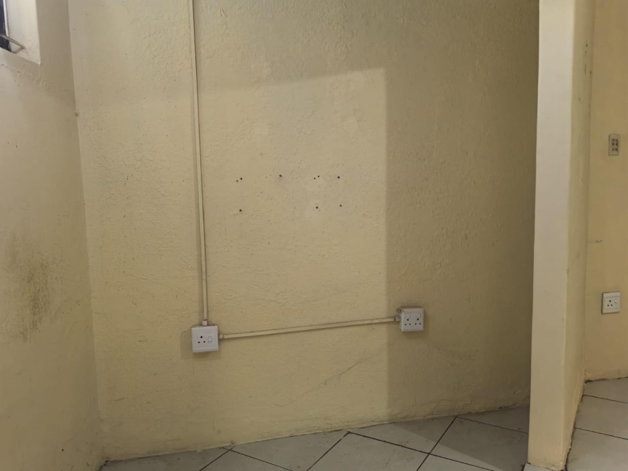 To Let 1 Bedroom Property for Rent in Bayview KwaZulu-Natal