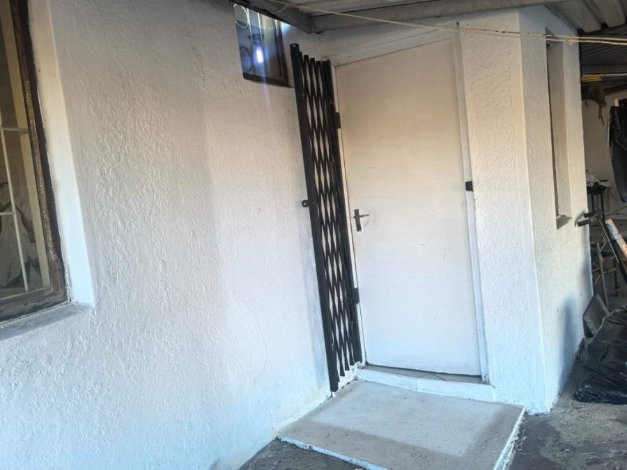 To Let 1 Bedroom Property for Rent in Bayview KwaZulu-Natal