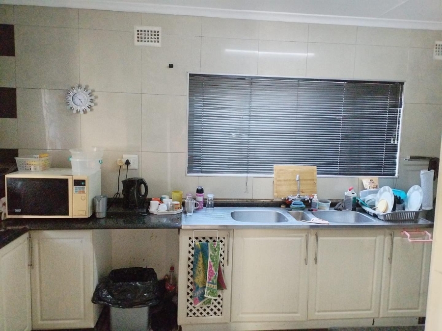 3 Bedroom Property for Sale in Silverglen KwaZulu-Natal