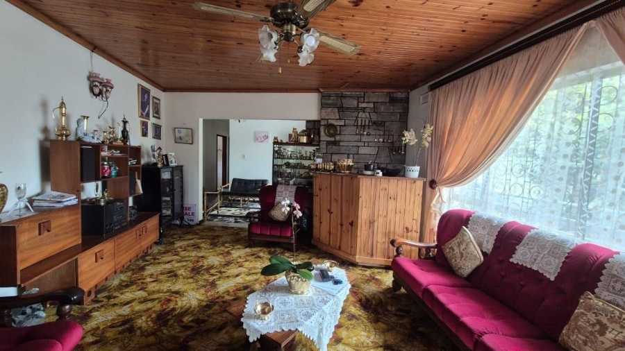 4 Bedroom Property for Sale in Umhlatuzana KwaZulu-Natal