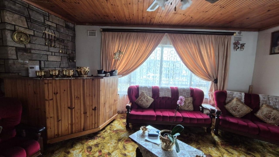 4 Bedroom Property for Sale in Umhlatuzana KwaZulu-Natal