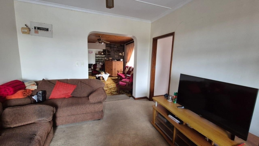 4 Bedroom Property for Sale in Umhlatuzana KwaZulu-Natal