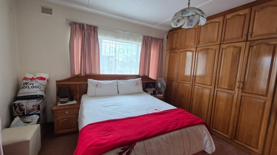 4 Bedroom Property for Sale in Umhlatuzana KwaZulu-Natal