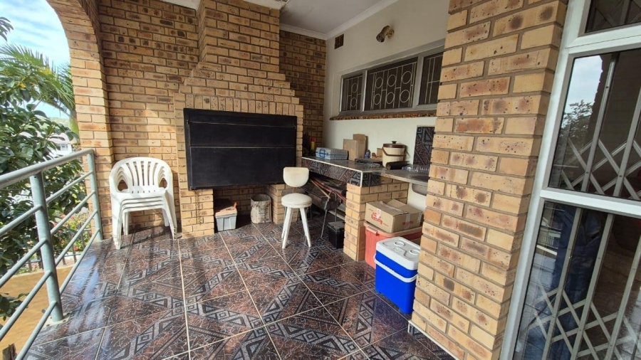 4 Bedroom Property for Sale in Umhlatuzana KwaZulu-Natal