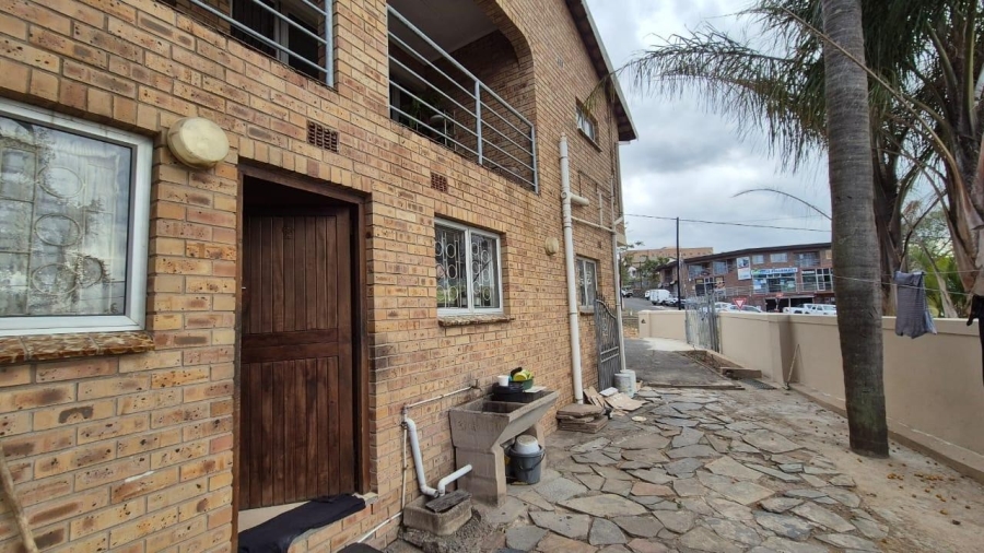 4 Bedroom Property for Sale in Umhlatuzana KwaZulu-Natal