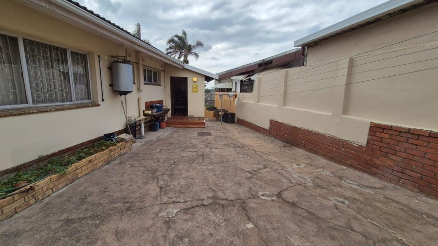 4 Bedroom Property for Sale in Umhlatuzana KwaZulu-Natal