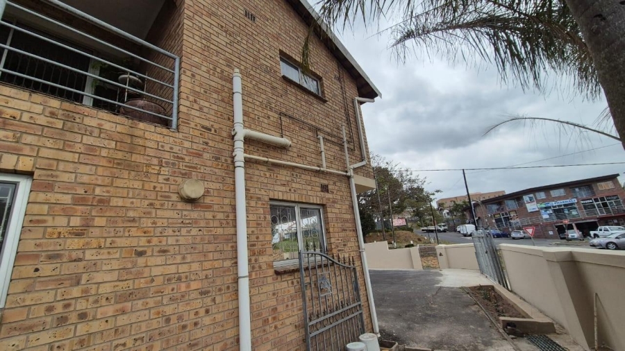 4 Bedroom Property for Sale in Umhlatuzana KwaZulu-Natal
