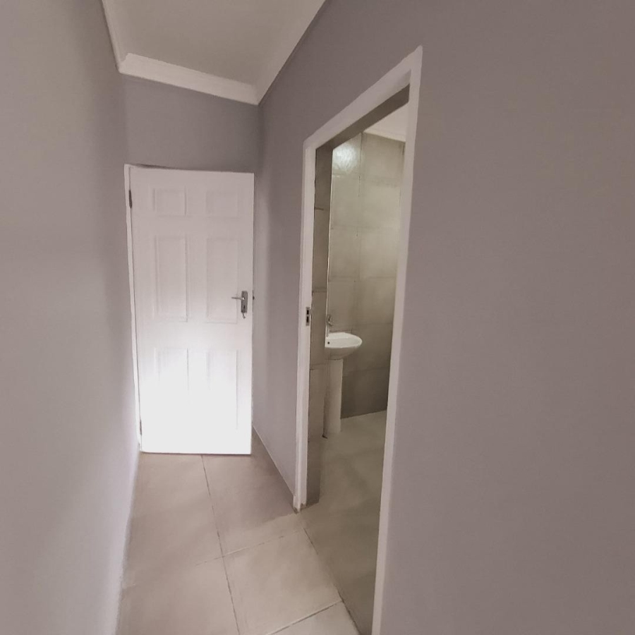 2 Bedroom Property for Sale in Umhlatuzana KwaZulu-Natal