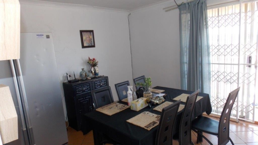 3 Bedroom Property for Sale in Grove End KwaZulu-Natal