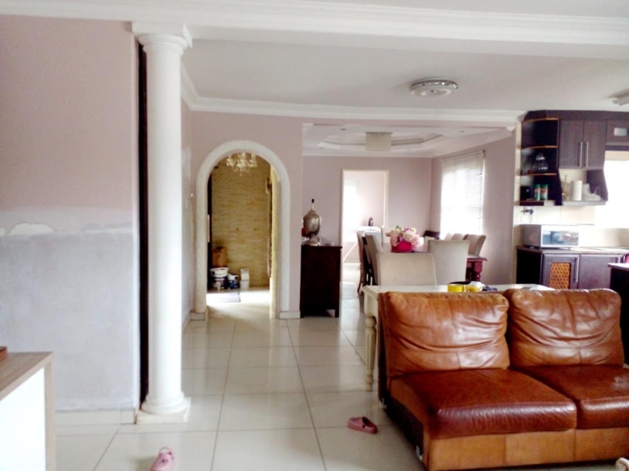 To Let 4 Bedroom Property for Rent in Malvern KwaZulu-Natal
