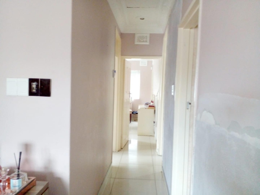 To Let 4 Bedroom Property for Rent in Malvern KwaZulu-Natal