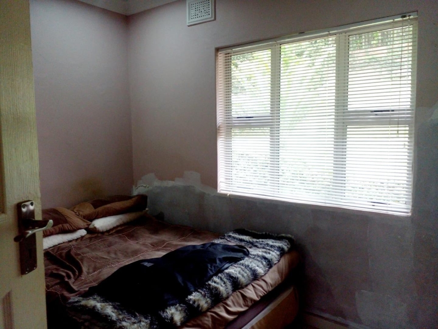 To Let 4 Bedroom Property for Rent in Malvern KwaZulu-Natal