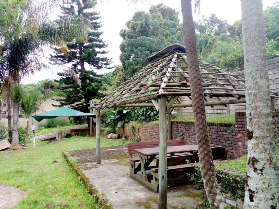 To Let 4 Bedroom Property for Rent in Malvern KwaZulu-Natal