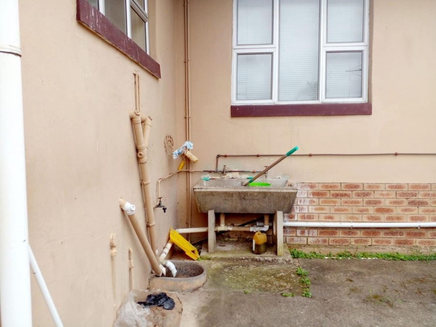 To Let 4 Bedroom Property for Rent in Malvern KwaZulu-Natal