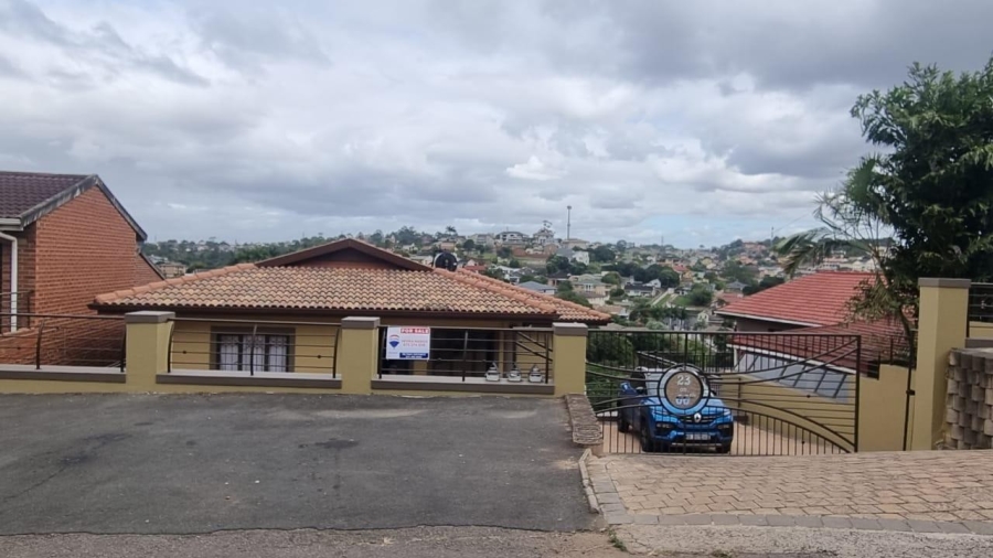 3 Bedroom Property for Sale in Umhlatuzana KwaZulu-Natal