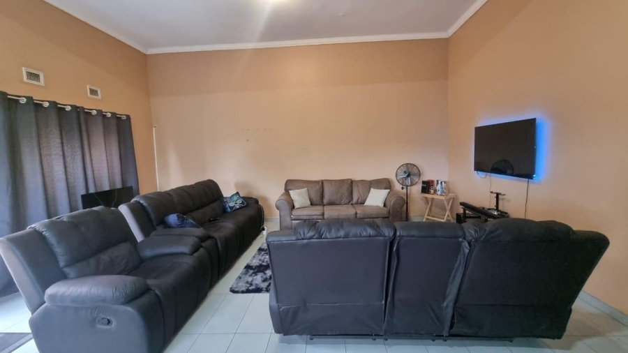 3 Bedroom Property for Sale in Umhlatuzana KwaZulu-Natal