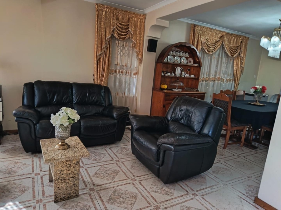 4 Bedroom Property for Sale in Crossmoor KwaZulu-Natal