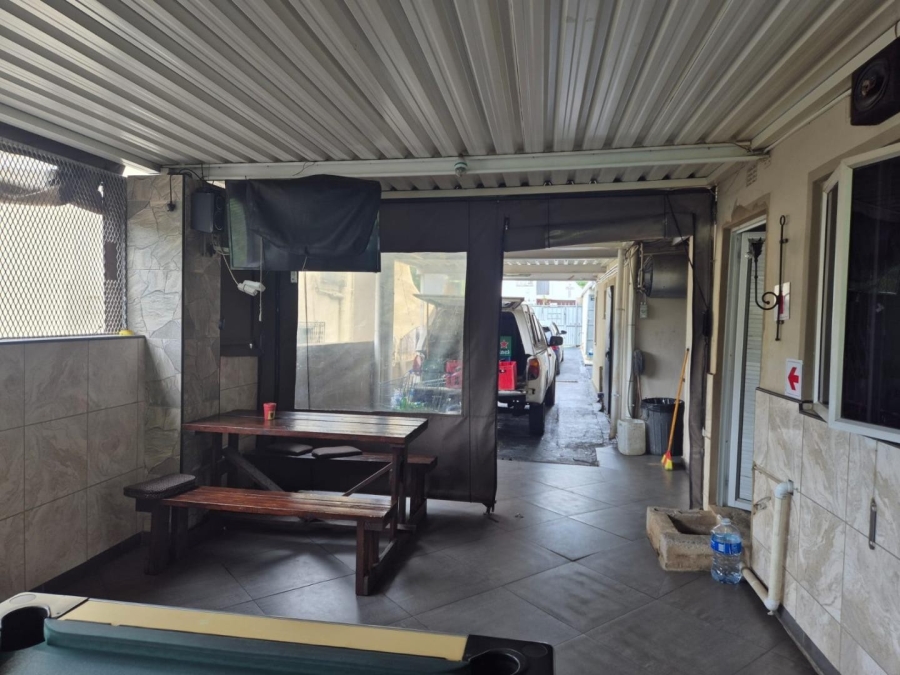 2 Bedroom Property for Sale in Crossmoor KwaZulu-Natal