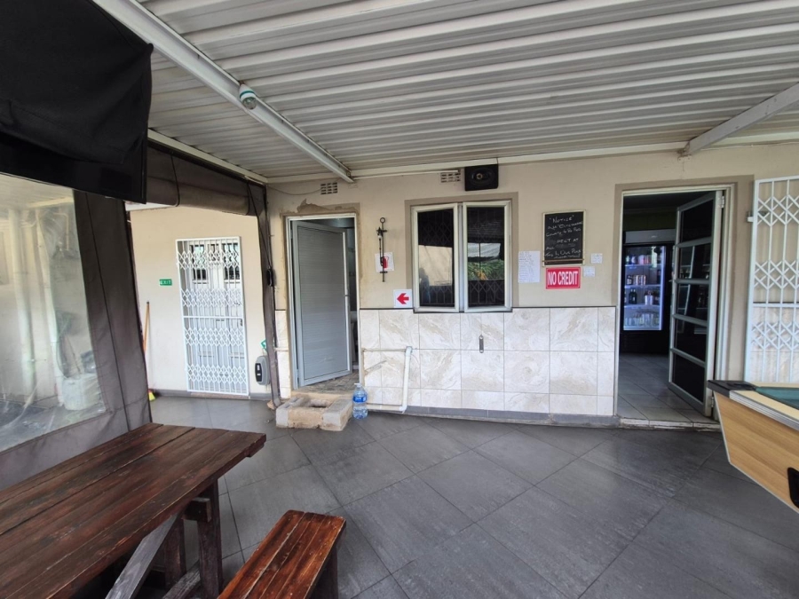 2 Bedroom Property for Sale in Crossmoor KwaZulu-Natal