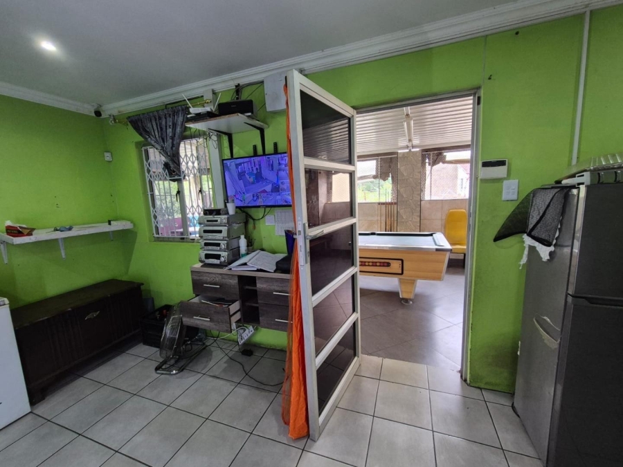 2 Bedroom Property for Sale in Crossmoor KwaZulu-Natal
