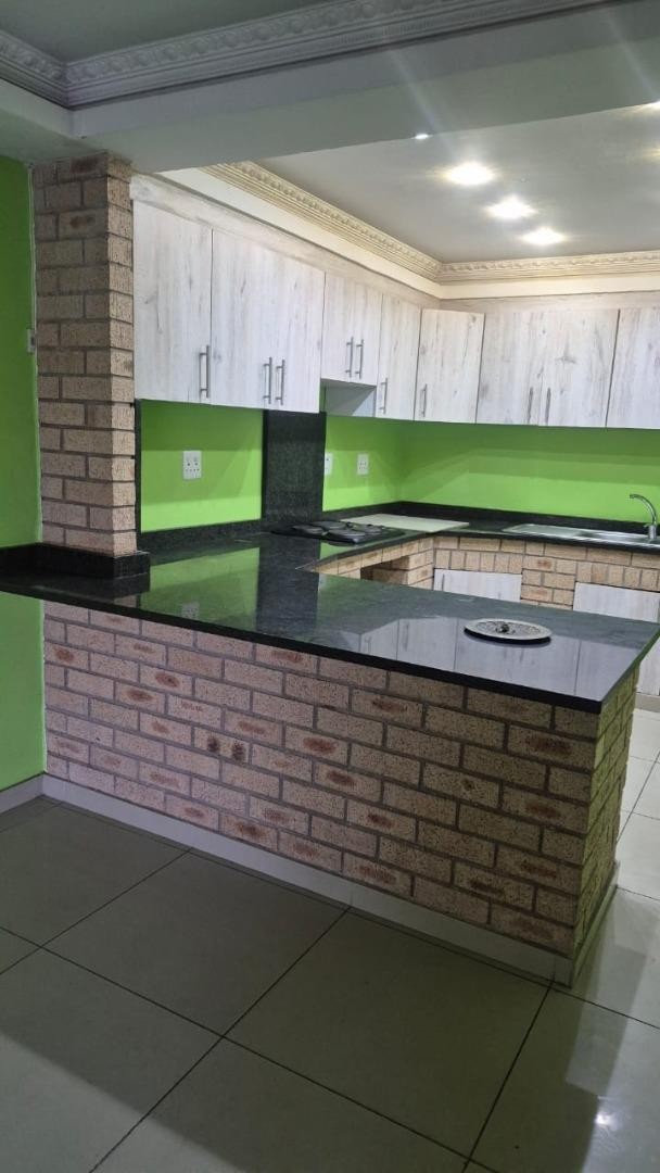 2 Bedroom Property for Sale in Crossmoor KwaZulu-Natal