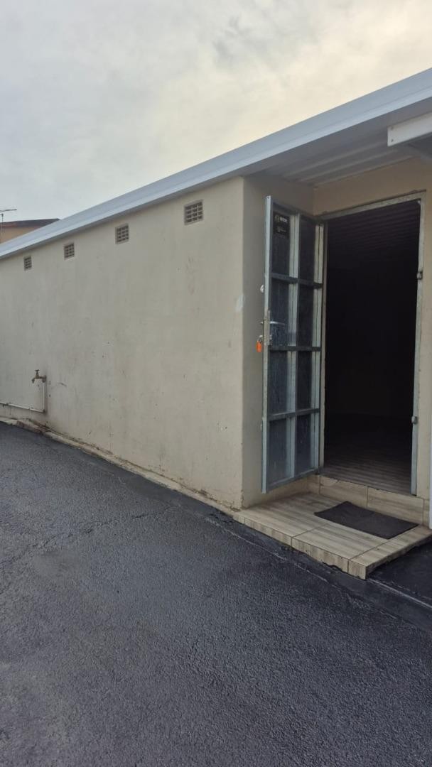2 Bedroom Property for Sale in Crossmoor KwaZulu-Natal