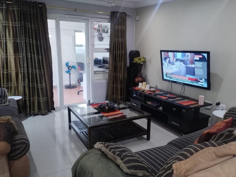 2 Bedroom Property for Sale in Sherwood KwaZulu-Natal