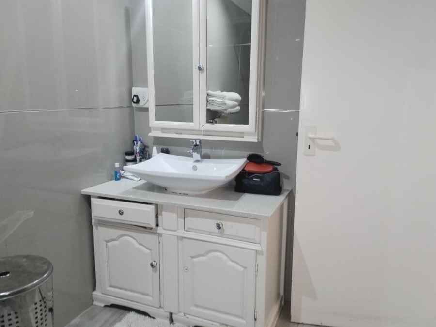 2 Bedroom Property for Sale in Sherwood KwaZulu-Natal