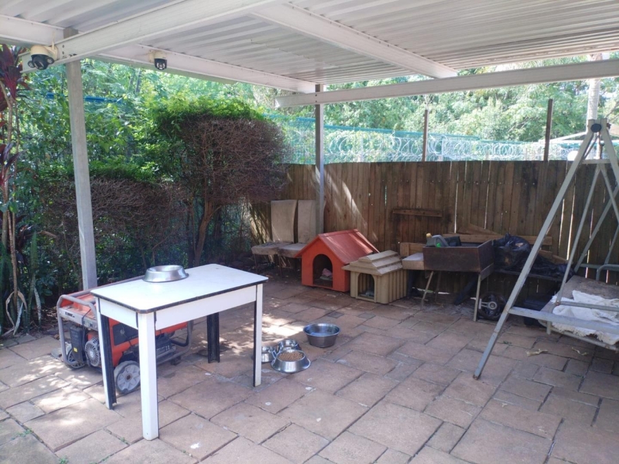 2 Bedroom Property for Sale in Sherwood KwaZulu-Natal