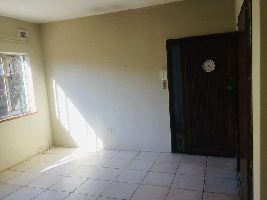 2 Bedroom Property for Sale in Overport KwaZulu-Natal