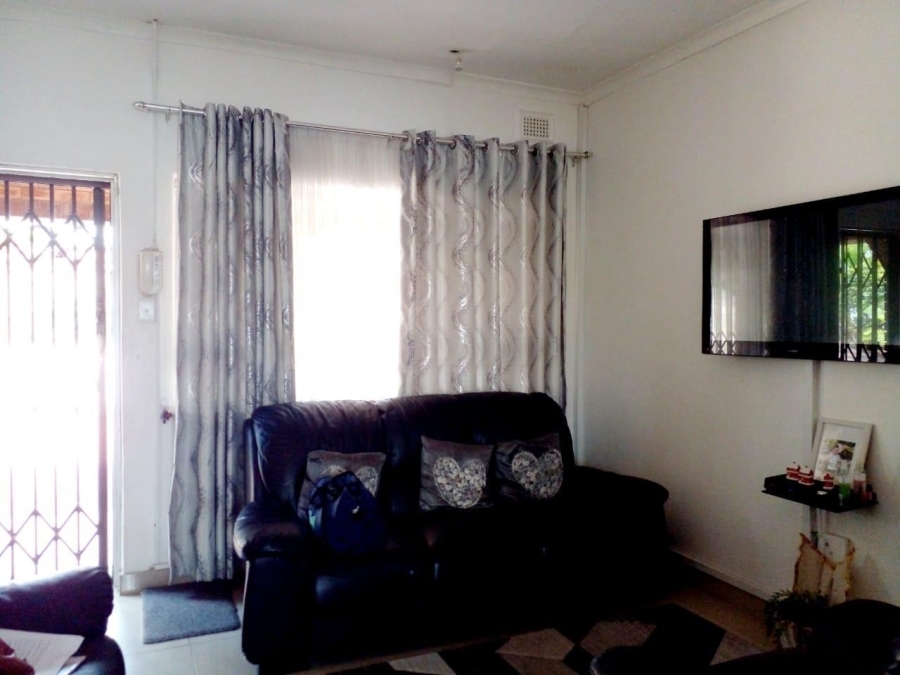 3 Bedroom Property for Sale in Silverglen KwaZulu-Natal