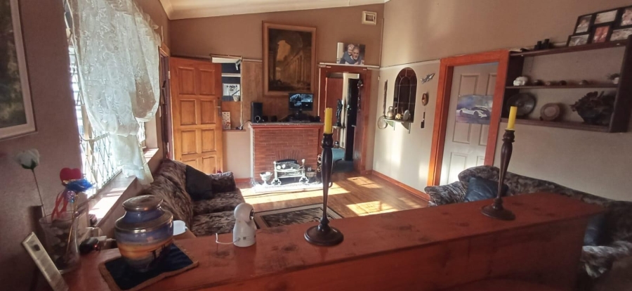 6 Bedroom Property for Sale in Escombe KwaZulu-Natal