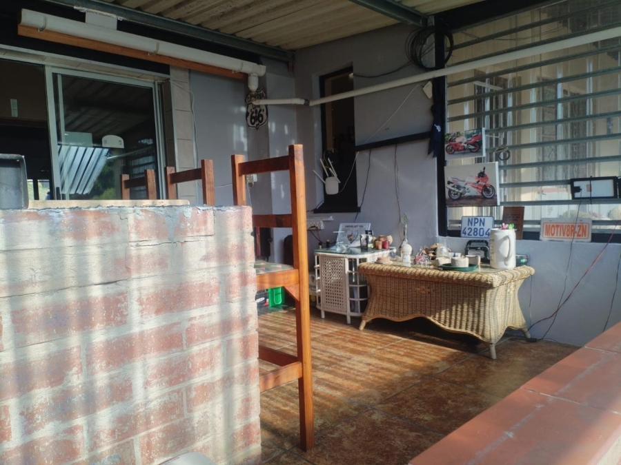 6 Bedroom Property for Sale in Escombe KwaZulu-Natal
