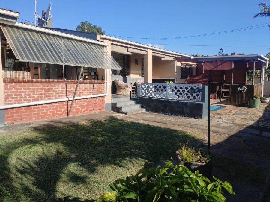 6 Bedroom Property for Sale in Escombe KwaZulu-Natal