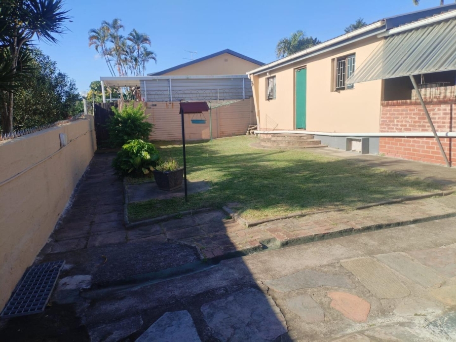 6 Bedroom Property for Sale in Escombe KwaZulu-Natal