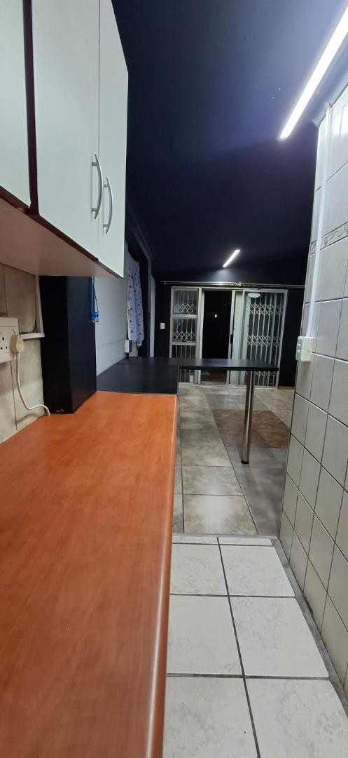 6 Bedroom Property for Sale in Escombe KwaZulu-Natal
