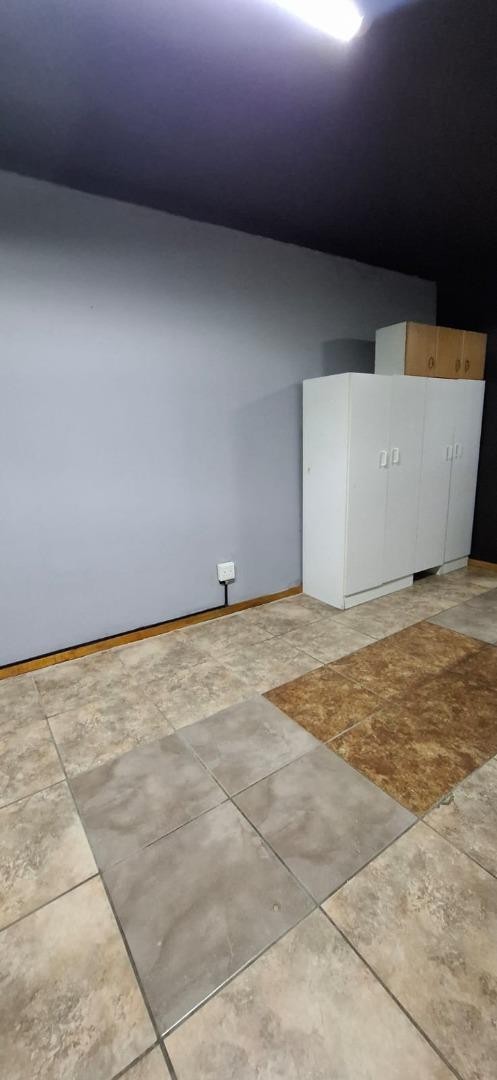 6 Bedroom Property for Sale in Escombe KwaZulu-Natal