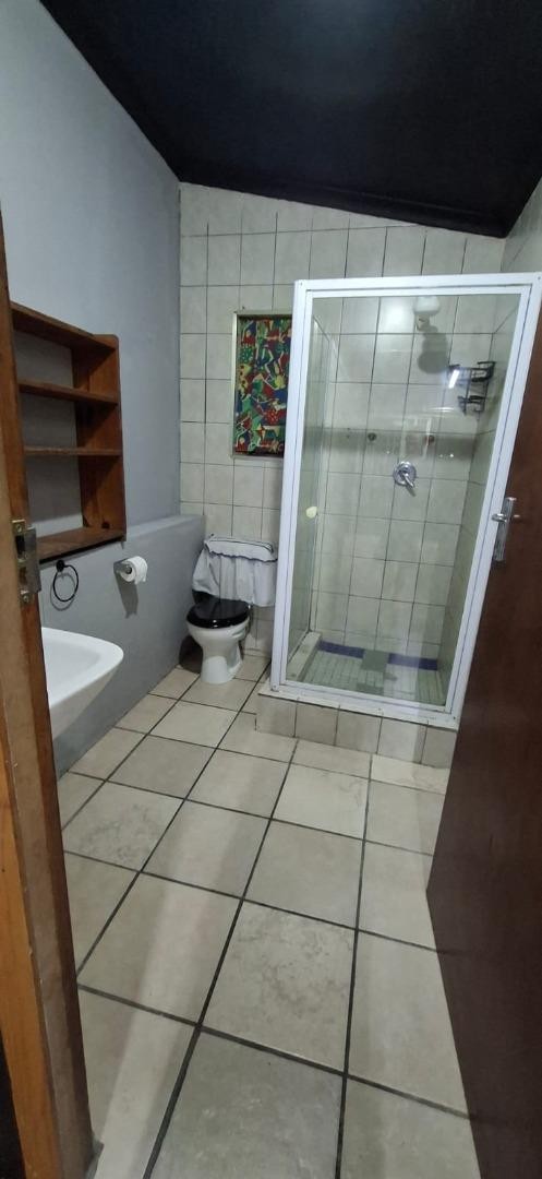 6 Bedroom Property for Sale in Escombe KwaZulu-Natal