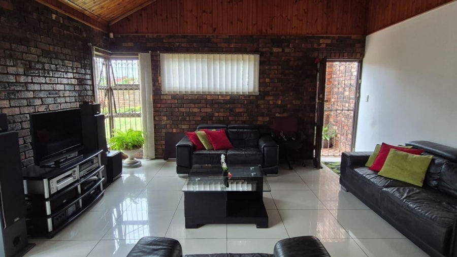 4 Bedroom Property for Sale in Moorton KwaZulu-Natal