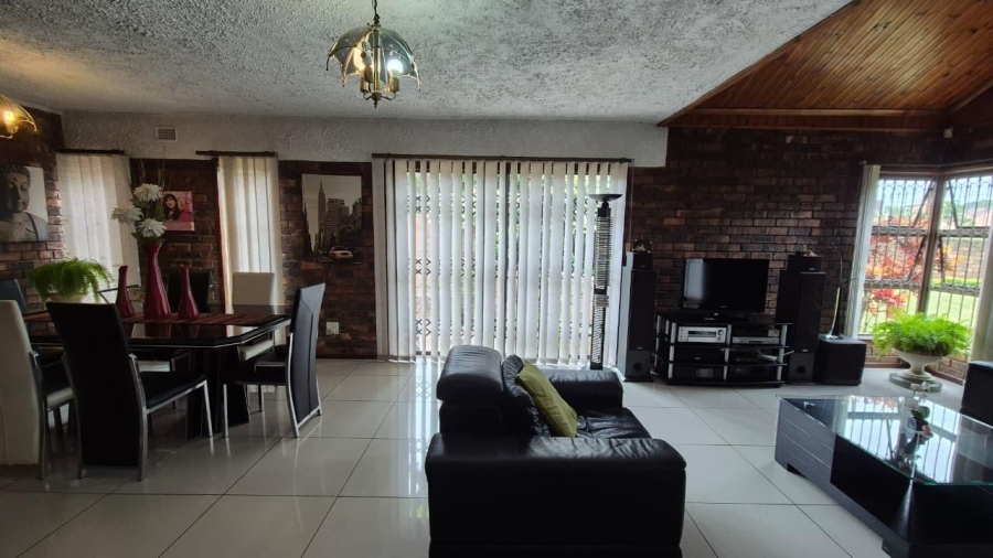 4 Bedroom Property for Sale in Moorton KwaZulu-Natal