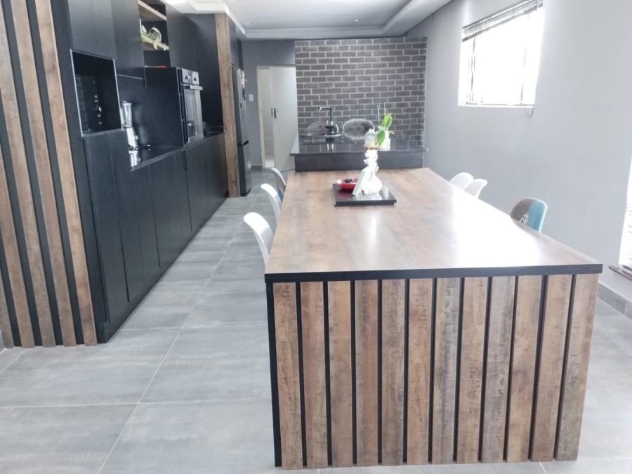 3 Bedroom Property for Sale in Kharwastan KwaZulu-Natal