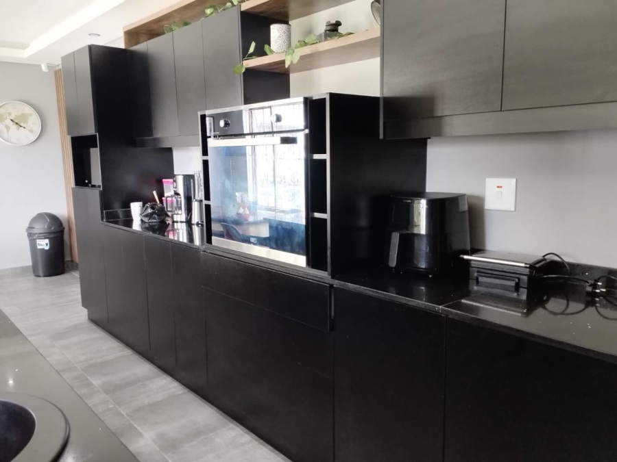 3 Bedroom Property for Sale in Kharwastan KwaZulu-Natal