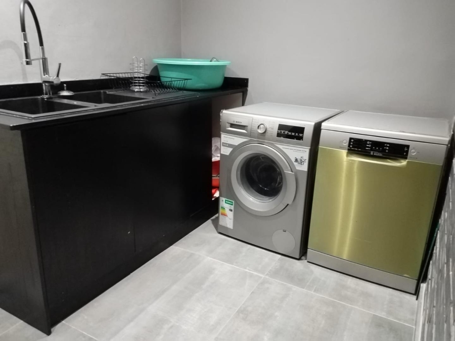 3 Bedroom Property for Sale in Kharwastan KwaZulu-Natal