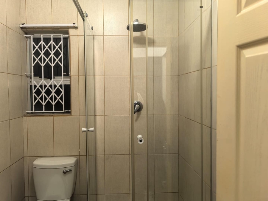 To Let 2 Bedroom Property for Rent in Chatsworth KwaZulu-Natal