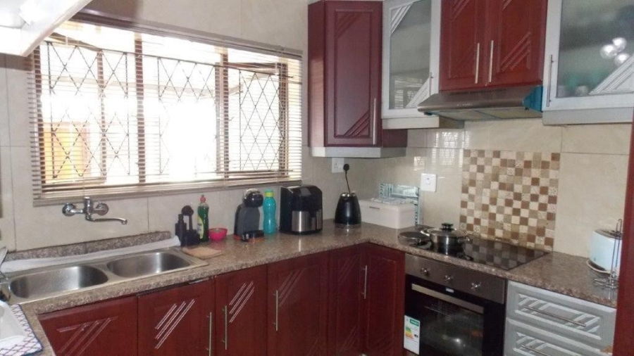 4 Bedroom Property for Sale in Westcliff KwaZulu-Natal
