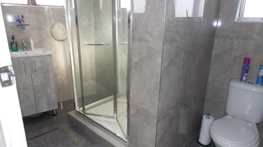 4 Bedroom Property for Sale in Westcliff KwaZulu-Natal