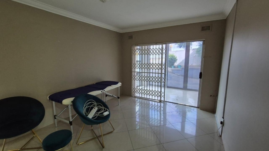 10 Bedroom Property for Sale in Malvern KwaZulu-Natal